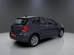 
										VOLKSWAGEN POLO VIVO HATCH 1.6 LIFE TIPT full									