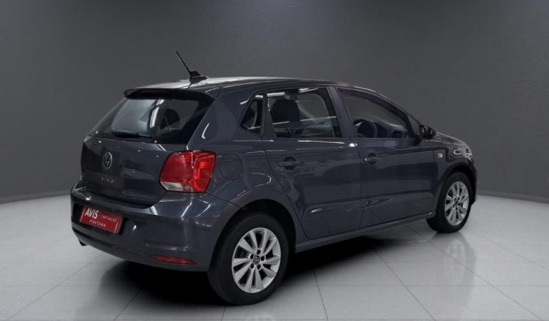 
								VOLKSWAGEN POLO VIVO HATCH 1.6 LIFE TIPT full									