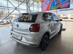 
										Volkswagen POLO VIVO POLO VIVO 1.6 COMFORTLINE TIP (5DR) full									