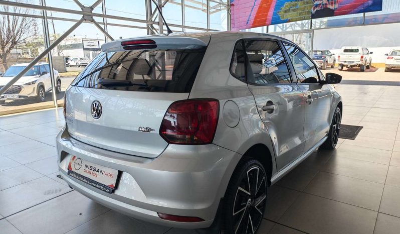 
								Volkswagen POLO VIVO POLO VIVO 1.6 COMFORTLINE TIP (5DR) full									