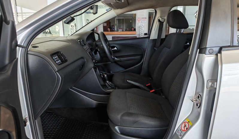 
								Volkswagen POLO VIVO POLO VIVO 1.6 COMFORTLINE TIP (5DR) full									