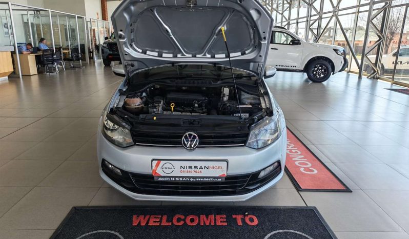 
								Volkswagen POLO VIVO POLO VIVO 1.6 COMFORTLINE TIP (5DR) full									