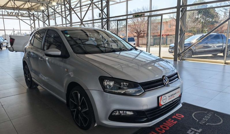 
								Volkswagen POLO VIVO POLO VIVO 1.6 COMFORTLINE TIP (5DR) full									