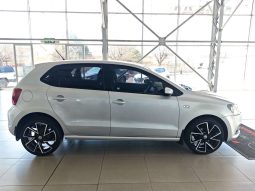 
										Volkswagen POLO VIVO POLO VIVO 1.6 COMFORTLINE TIP (5DR) full									