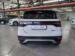 
										Volkswagen T-CROSS T-CROSS 1.0 TSI COMFORTLINE DSG full									