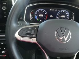 
										VOLKSWAGEN T-ROC 2.0 TSI R-LINE 4MOTION full									