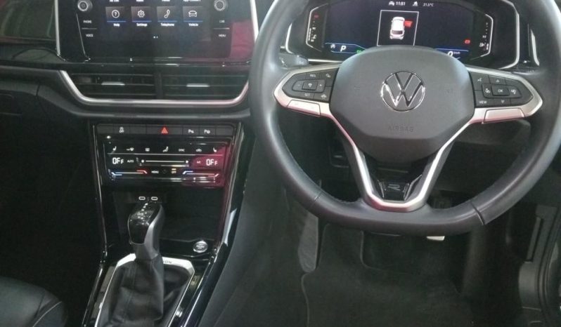 
								VOLKSWAGEN T-ROC 2.0 TSI R-LINE 4MOTION full									
