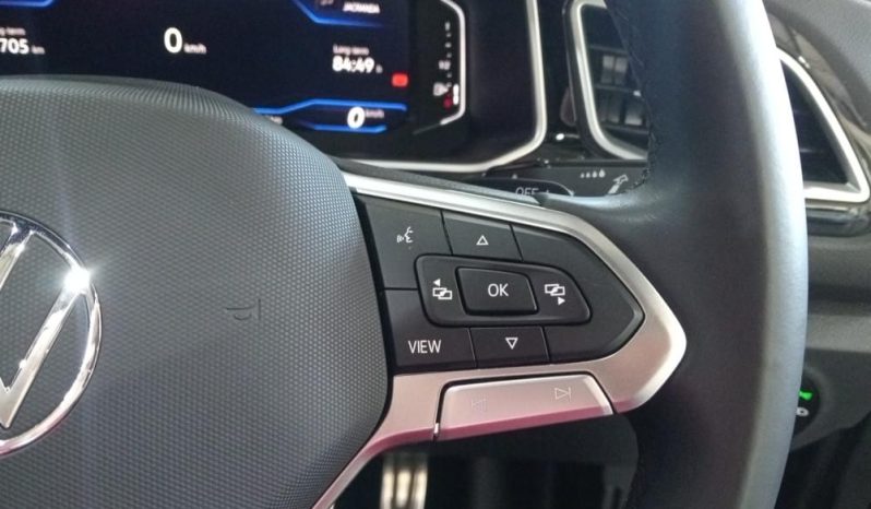 
								VOLKSWAGEN T-ROC 2.0 TSI R-LINE 4MOTION full									