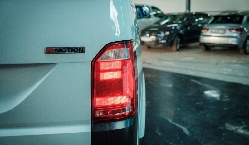 
								Volkswagen T6 Crew Bus 2.0 Bitdi Swb 4motion Dsg full									
