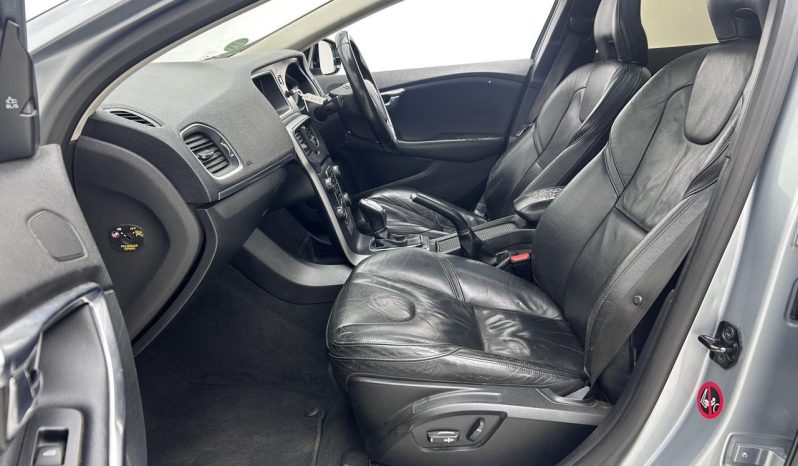 
								Volvo V40 D3 Excel Geartronic full									