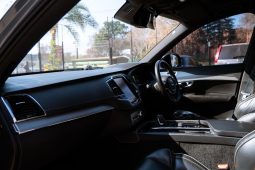 
										Volvo XC90 T8 Twin Engine AWD R-Design full									