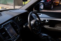 
										Volvo XC90 T8 Twin Engine AWD R-Design full									
