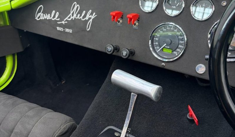 
								AC Cobra V8 Auto full									
