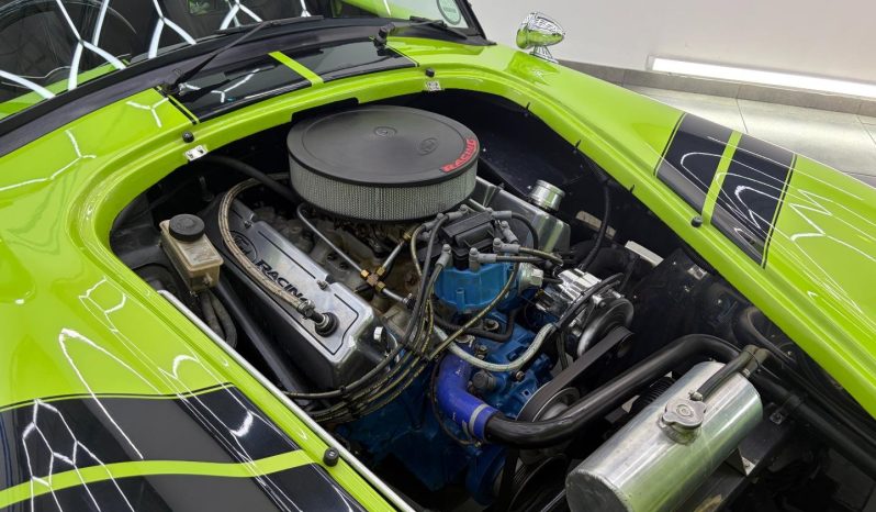 
								AC Cobra V8 Auto full									
