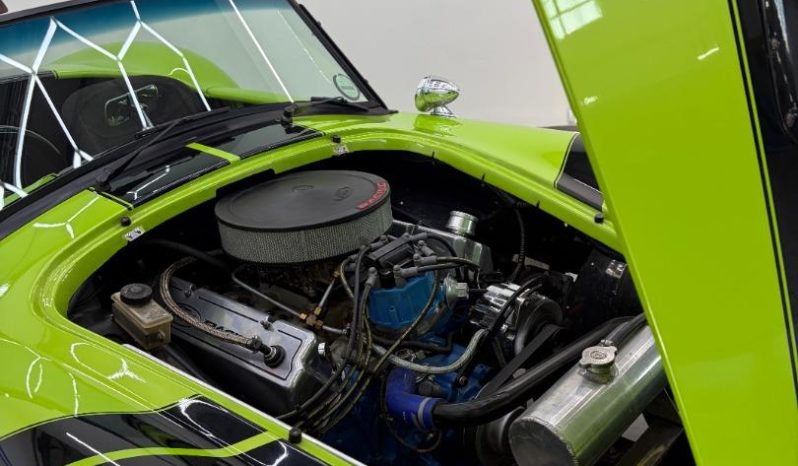 
								AC Cobra V8 Auto full									