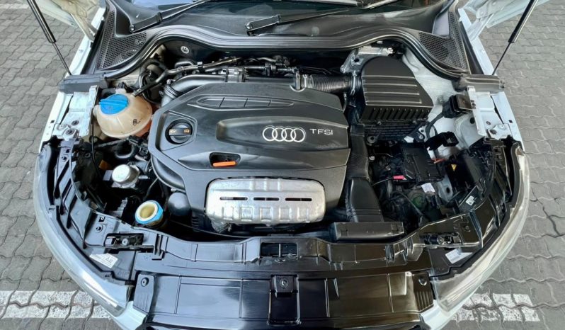 
								Audi A1 Sportback 1.4 Tfsi S Line S-Tronic full									