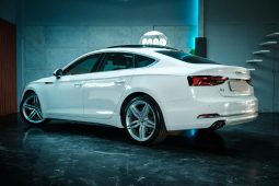 
										Audi A5 Sportback 40 Tdi Sport S Tronic full									
