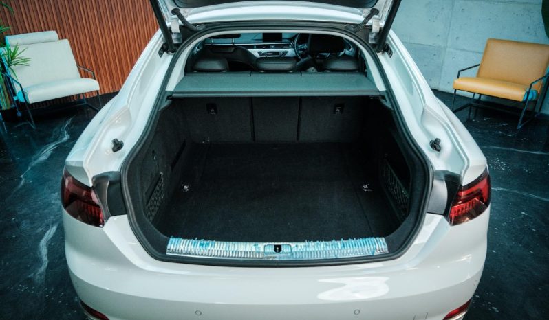 
								Audi A5 Sportback 40 Tdi Sport S Tronic full									