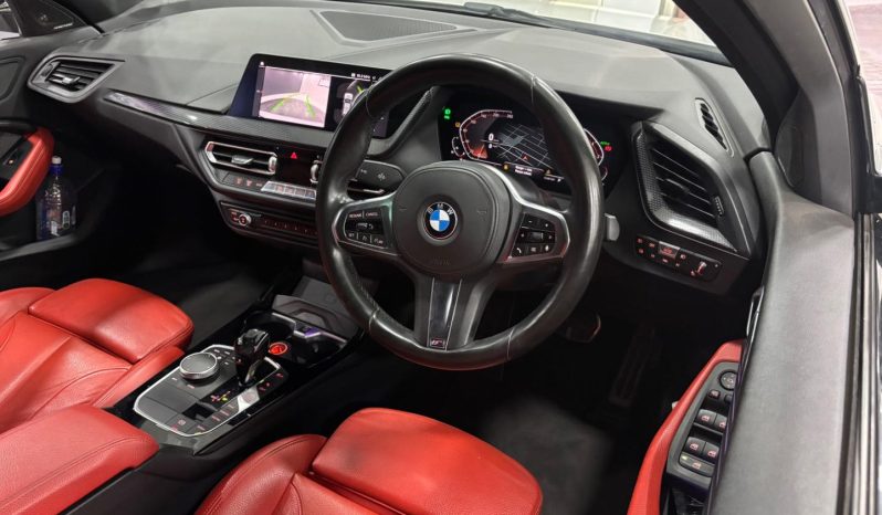 
								BMW 1 Series 118i M Sport Sport Steptronic full									