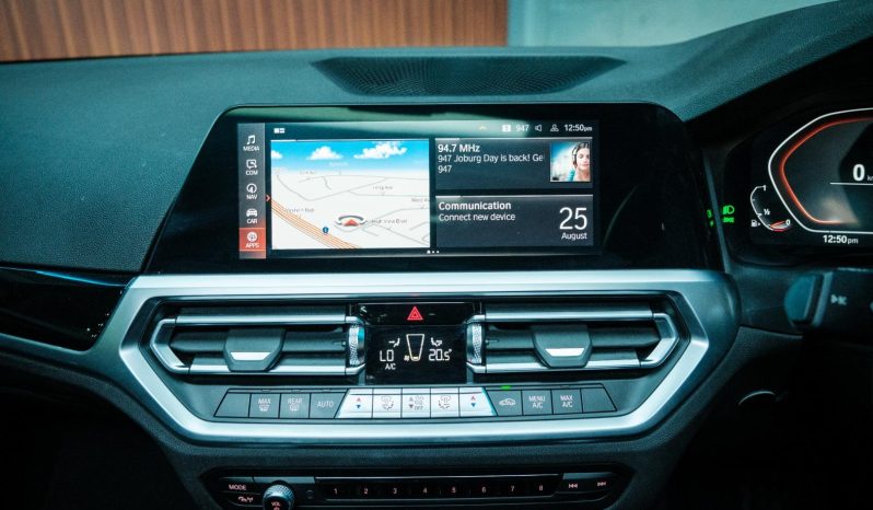 
								BMW 2 Series Coupe 220i M Sport full									