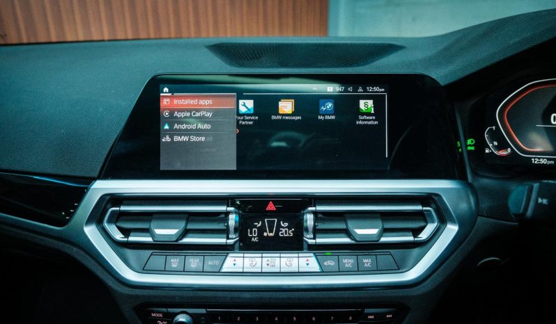 
								BMW 2 Series Coupe 220i M Sport full									