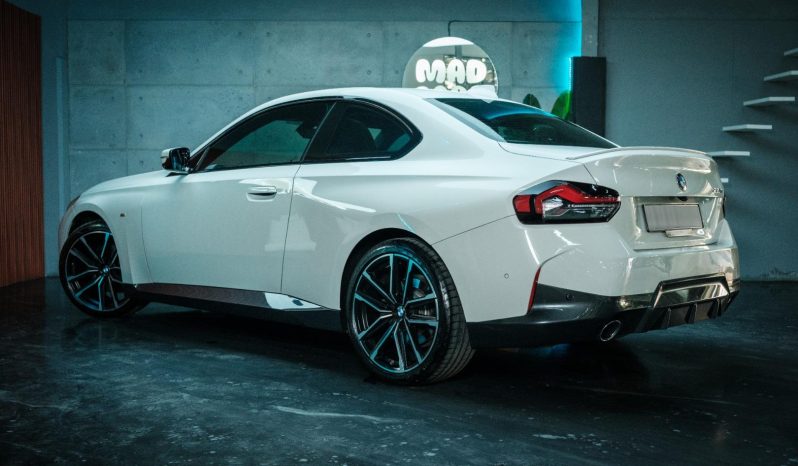 
								BMW 2 Series Coupe 220i M Sport full									