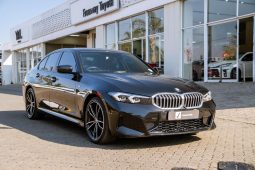 
										BMW 3 Series 318i M Sport full									