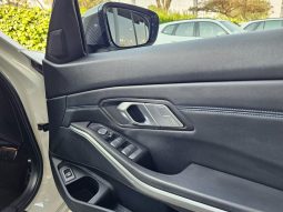 
										BMW 3 Series Sedan 320d M Sport Sports Steptronic full									