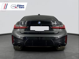 
										BMW 3 Series Sedan 330i M Sport At full									