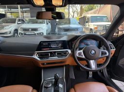 
										BMW 3 Series Sedan 330i M Sport Steptronic full									
