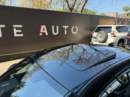 
										BMW 3 Series Sedan 330i M Sport Steptronic full									