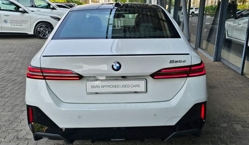 
								BMW 5 Series Sedan 520d M Sport Pro full									