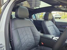 
										BMW 5 Series Sedan 520d M Sport Pro full									