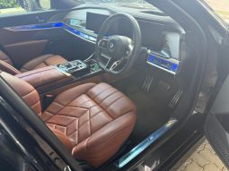 
										BMW 7 Series 740i M Sport full									