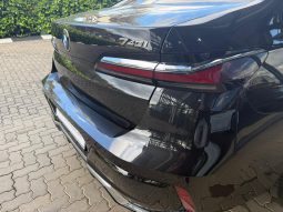 
										BMW 7 Series 740i M Sport full									