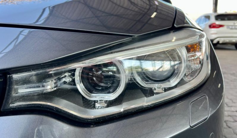 
								BMW M3 Sedan M-Dct full									