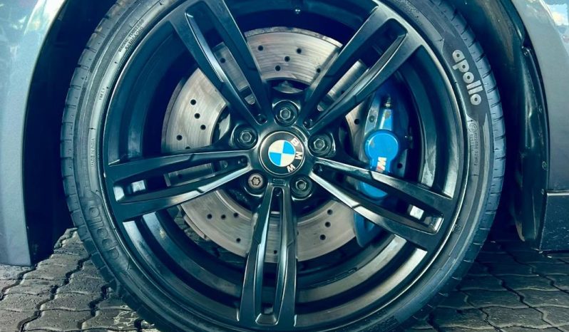 
								BMW M3 Sedan M-Dct full									