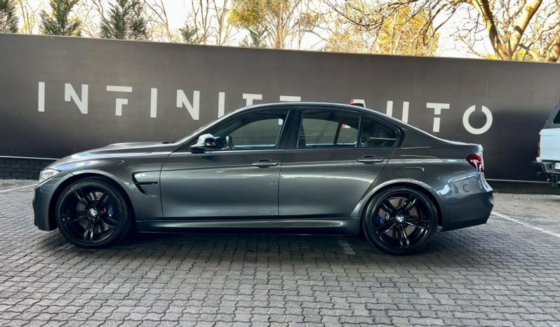 
								BMW M3 Sedan M-Dct full									