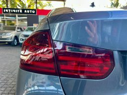 
										BMW M3 Sedan M-Dct full									