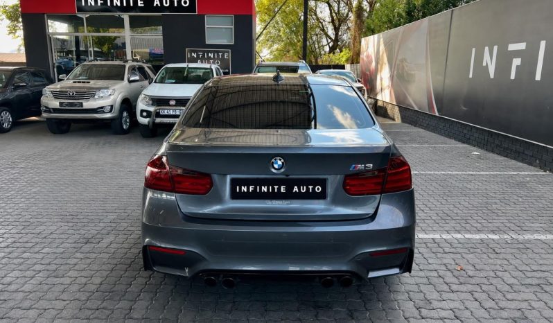 
								BMW M3 Sedan M-Dct full									