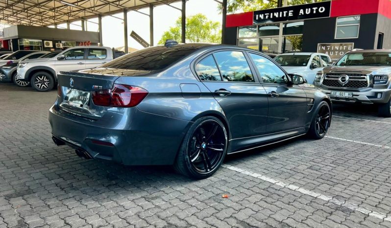 
								BMW M3 Sedan M-Dct full									