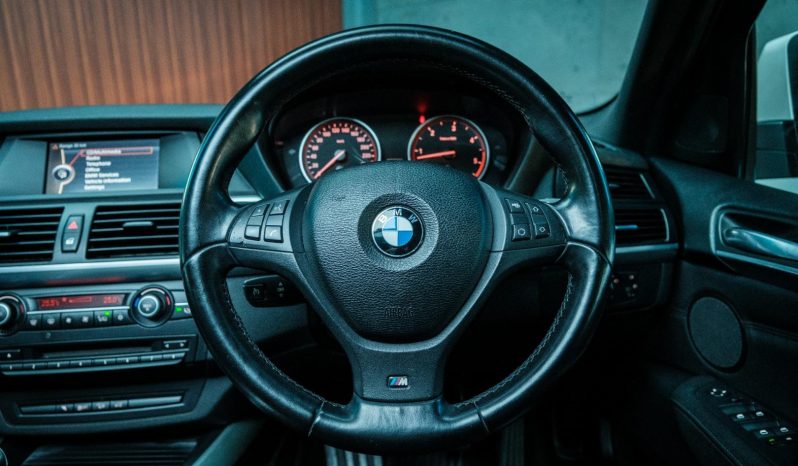 
								BMW X5 Xdrive30d M Sport Steptronic full									