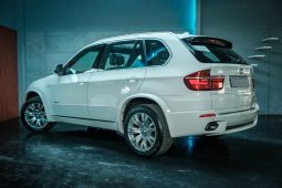 
										BMW X5 Xdrive30d M Sport Steptronic full									