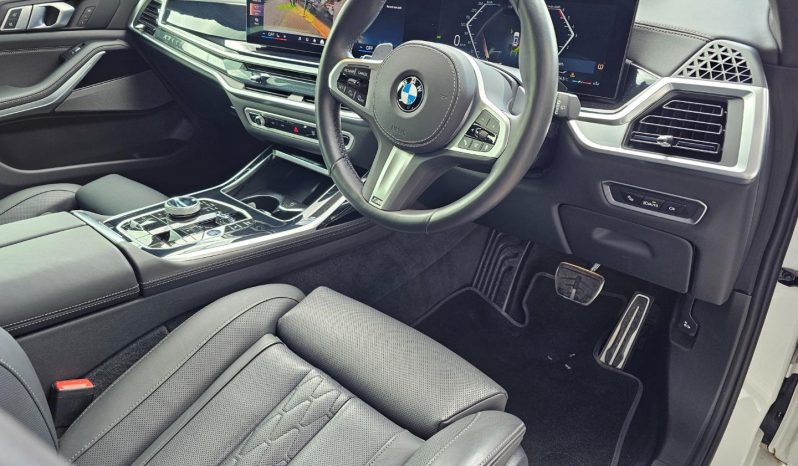 
								BMW X7 Xdrive 40d M Sport Pro full									