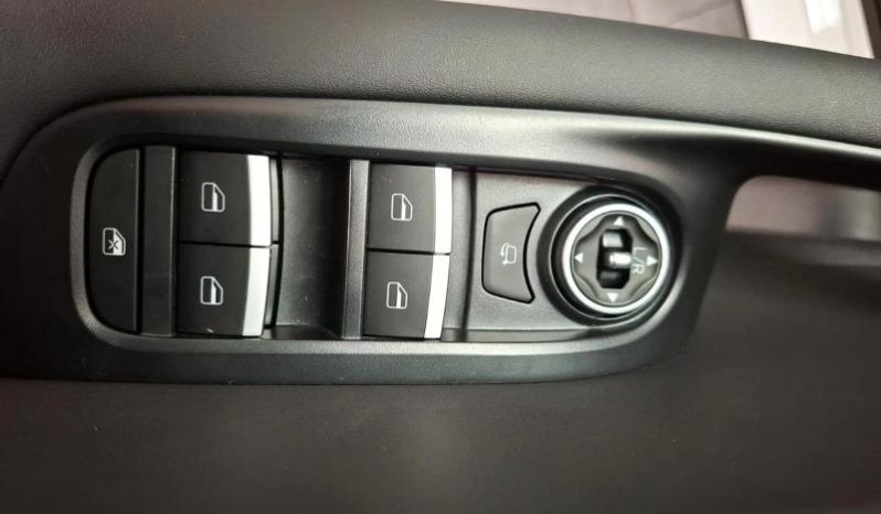 
								Chery Tiggo 7 CSH 1.5T Csh Plus Dht full									