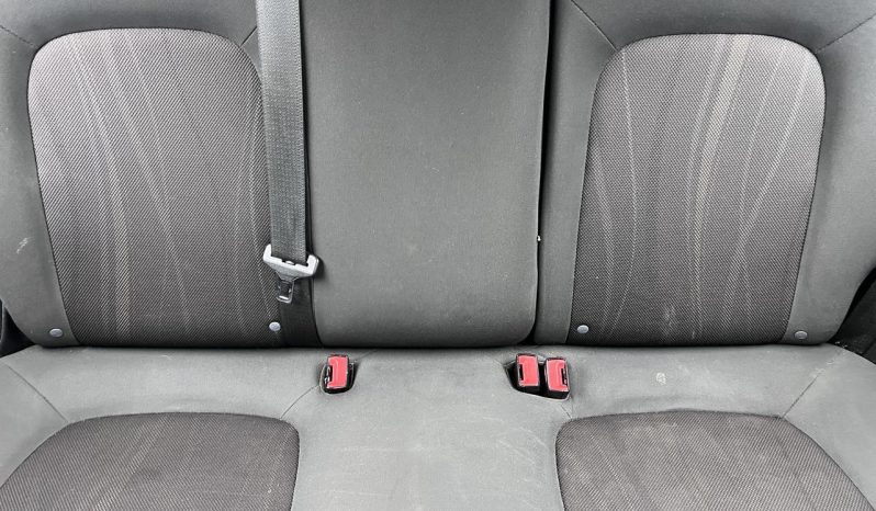 
								Chevrolet Sonic Hatch 1.6 Ls full									