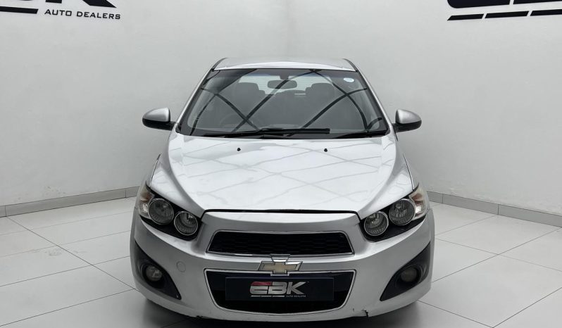 
								Chevrolet Sonic Hatch 1.6 Ls full									