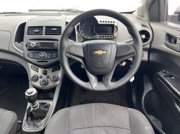 
										Chevrolet Sonic Hatch 1.6 Ls full									
