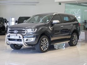 Ford Everest 2.0 Bi Turbo Ltd 4X4 At
