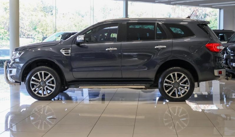 
								Ford Everest 2.0 Bi Turbo Ltd 4X4 At full									